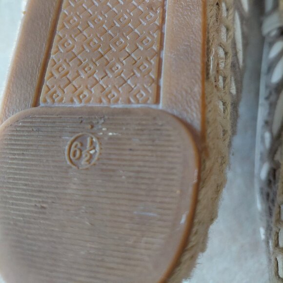 Tory Burch Espadrilles Tan Cream Size 6.5 - Picture 5 of 6